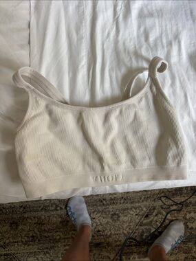 Vuori Ribbed Cream Sports Bralette